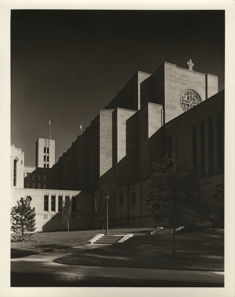 32-004 (click for large image)